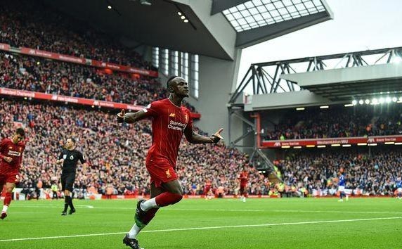 Může Sadio man é překonat rekord Zlaté koule pro africké hráče